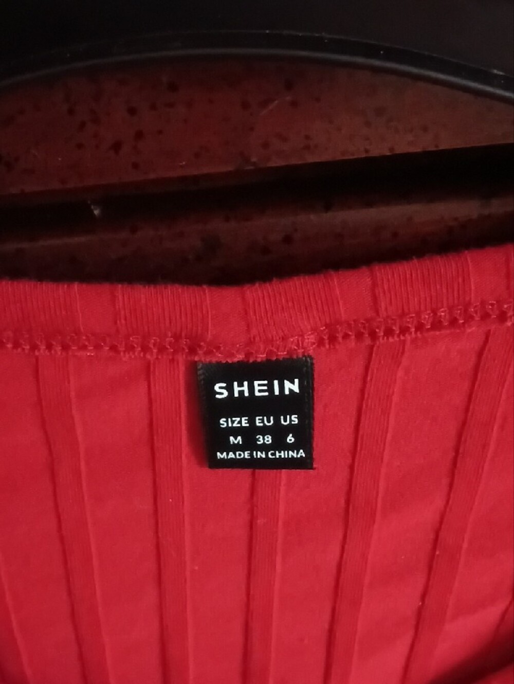 SHEIN Red Button-Front Ribbed Crop Top & Cream Ribbed Turtleneck Set - Picture 3 of 5